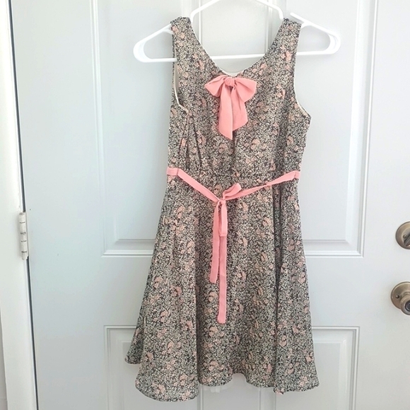 Zunie girl's pink and brown floral print ruffled hem dress up dress size 12 - Picture 3 of 9